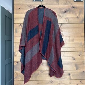BB Dakota Poncho - Red / Blue (One Size)